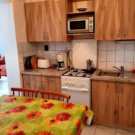 Szekreny *