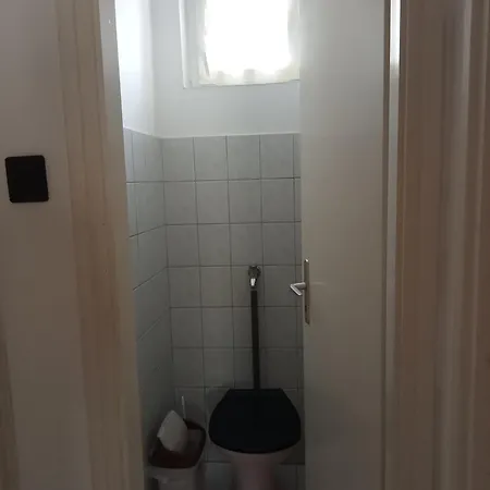 Szekreny *